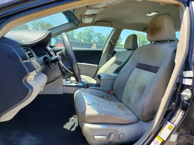 2013 TOYOTA CAMRY LE  
