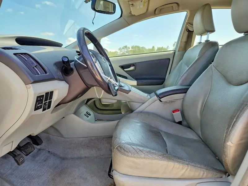 2011 TOYOTA PRIUS FOUR  