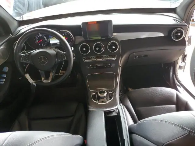 2019 MERCEDES-BENZ GLC 300
