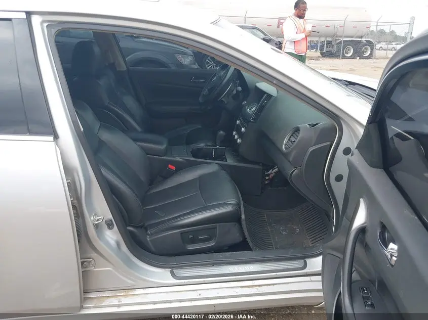 2014 NISSAN MAXIMA 3.5 SV