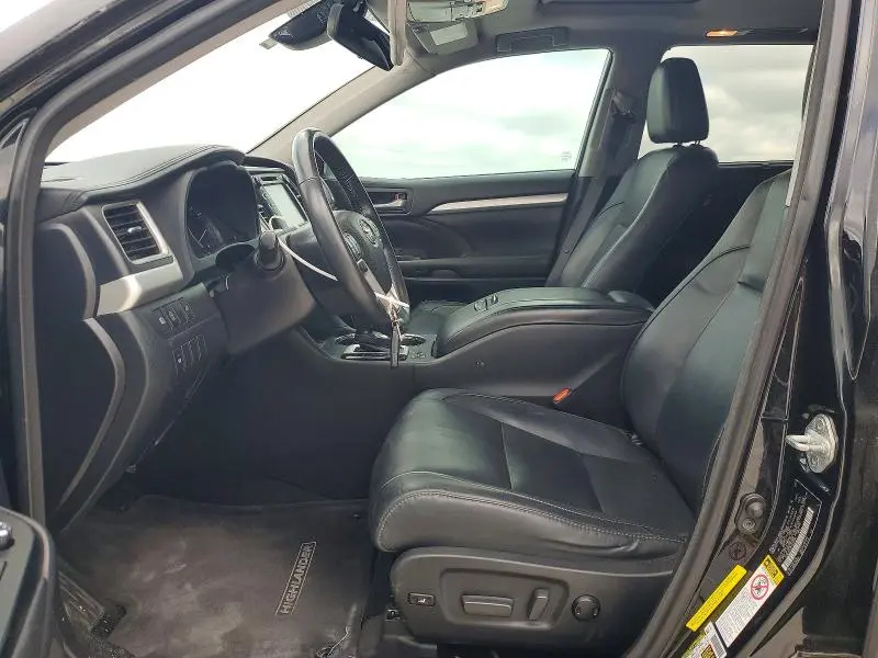 2018 TOYOTA HIGHLANDER XLE  