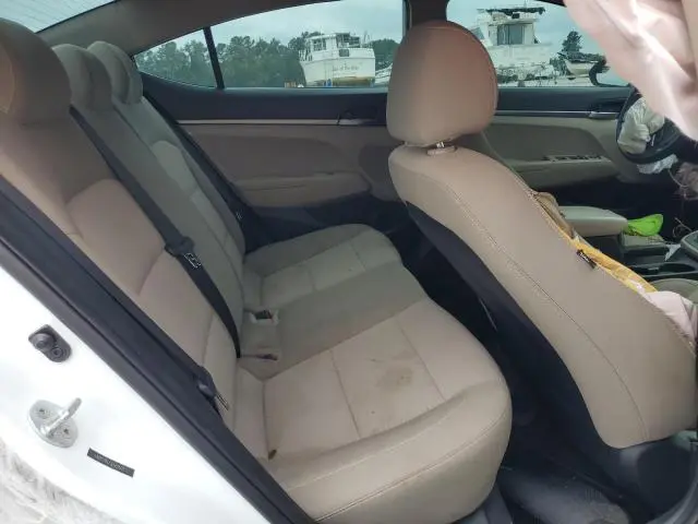 2020 HYUNDAI ELANTRA SE  