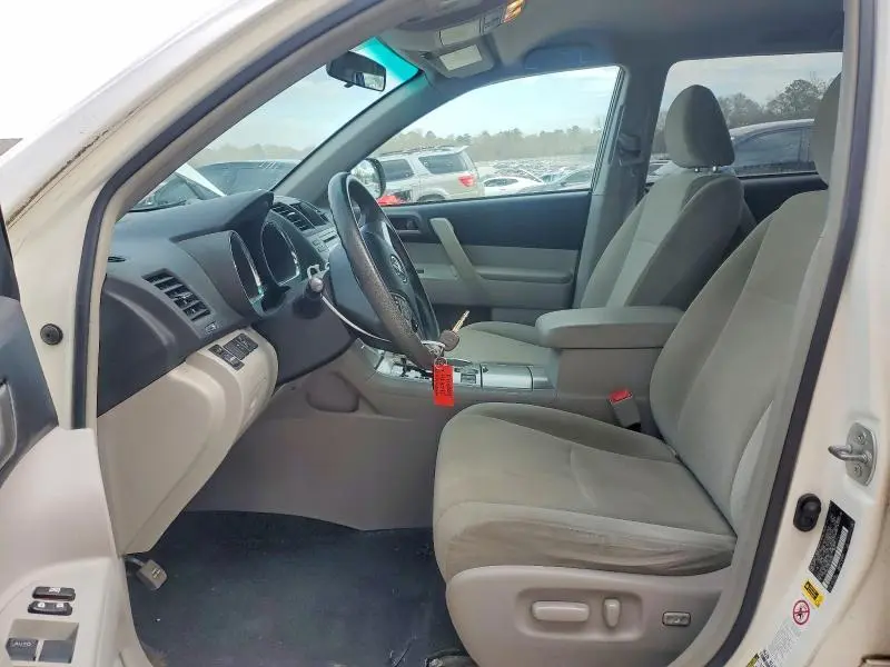 2012 TOYOTA HIGHLANDER BASE  