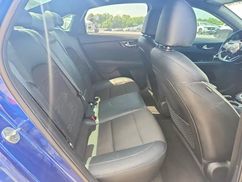 2021 KIA FORTE GT LINE  