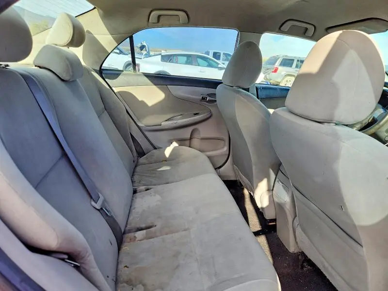 2011 TOYOTA COROLLA LE  