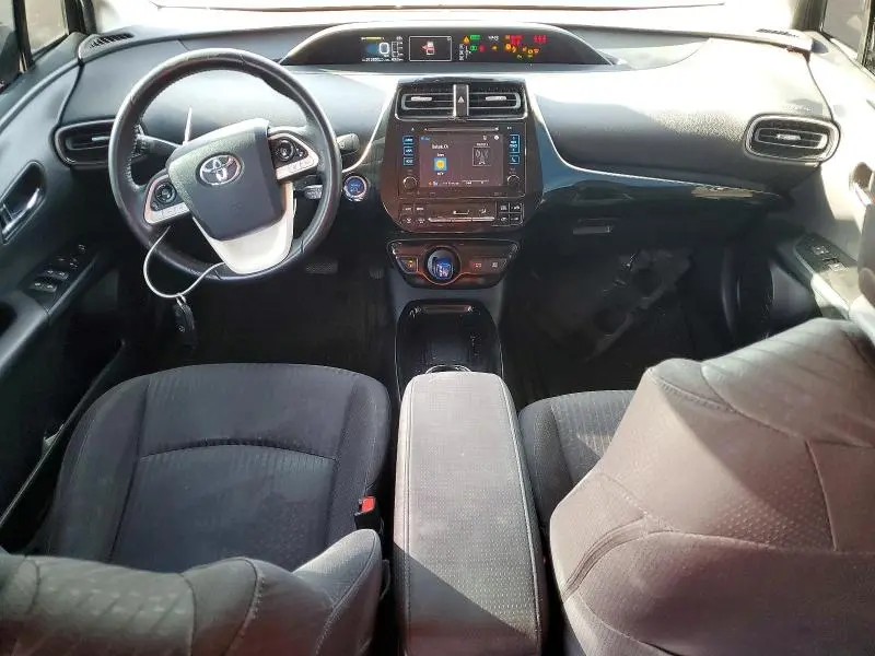 2017 TOYOTA PRIUS THREE  