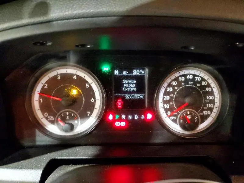2015 RAM 1500 SLT  