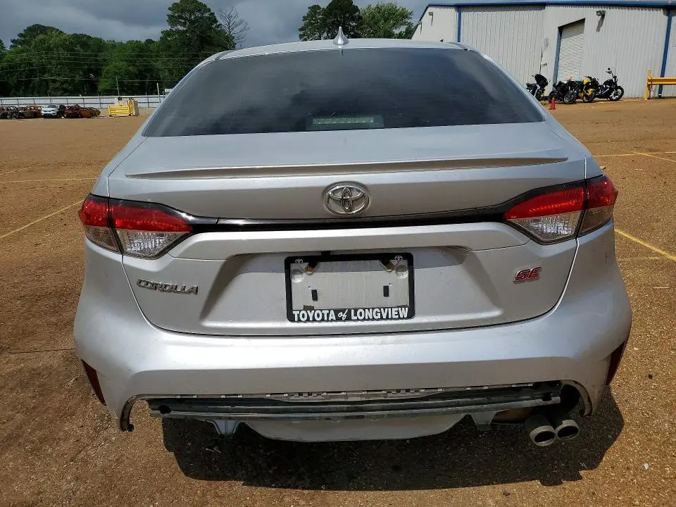 2022 TOYOTA COROLLA SE  