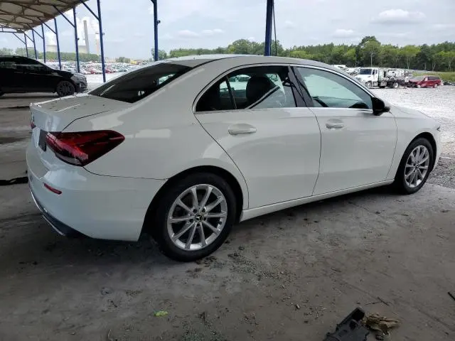 2019 MERCEDES-BENZ A 220  