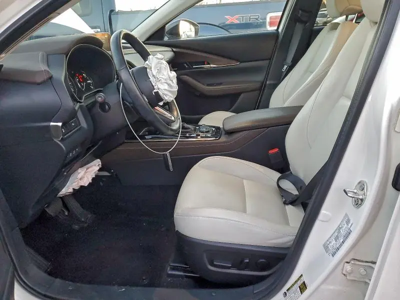 2023 MAZDA CX-30 PREMIUM  