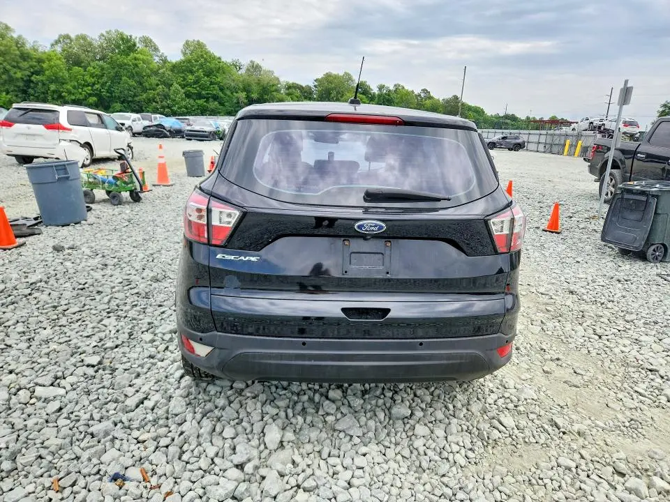 2017 FORD ESCAPE S  