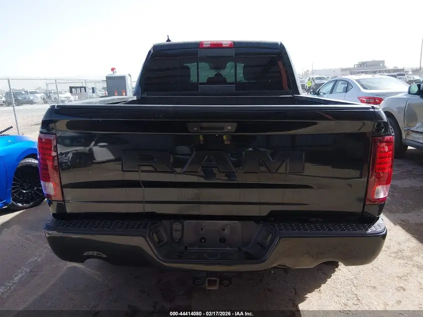 2016 RAM 1500 SPORT