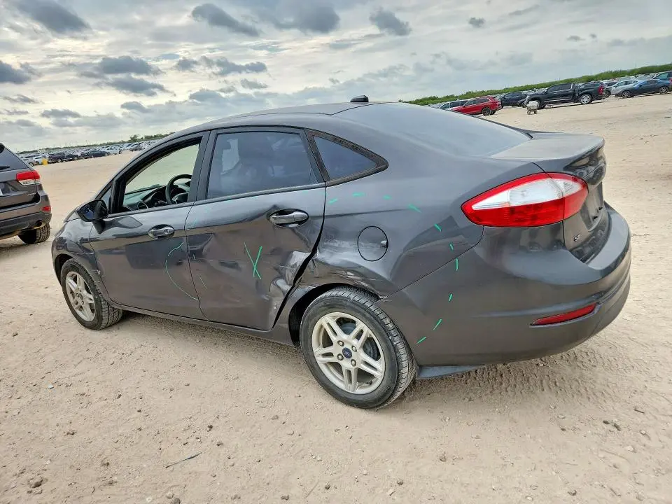 2018 FORD FIESTA SE  