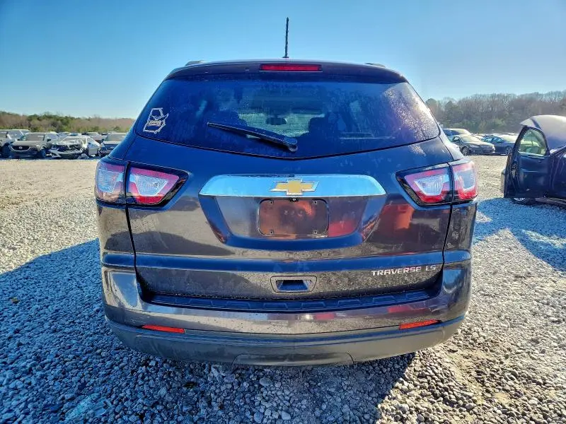 2014 CHEVROLET TRAVERSE LS  