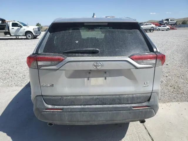 2022 TOYOTA RAV4 LE