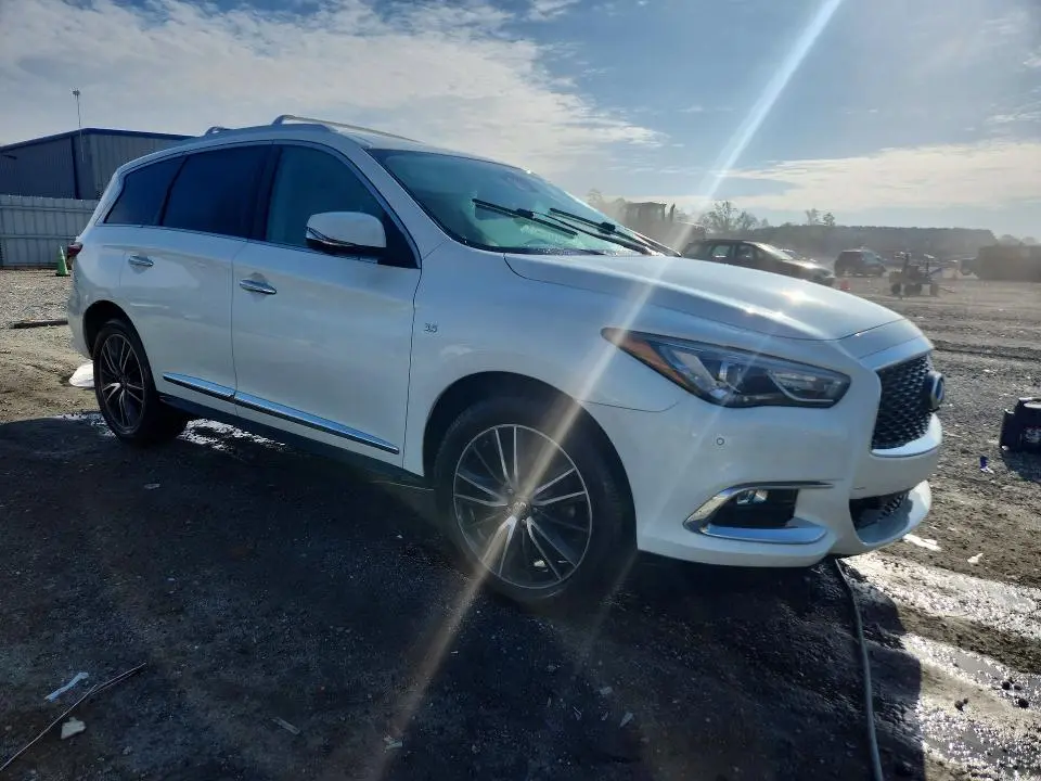 2018 INFINITI QX60 BASE  