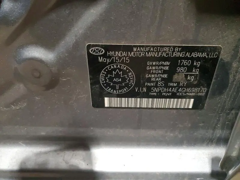 2016 HYUNDAI ELANTRA SE  