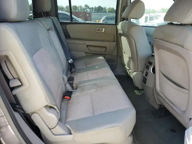 2015 HONDA PILOT SE  