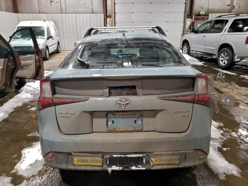 2020 TOYOTA PRIUS LE  