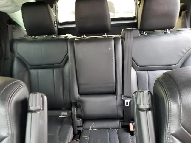 2017 LAND ROVER DISCOVERY SE  