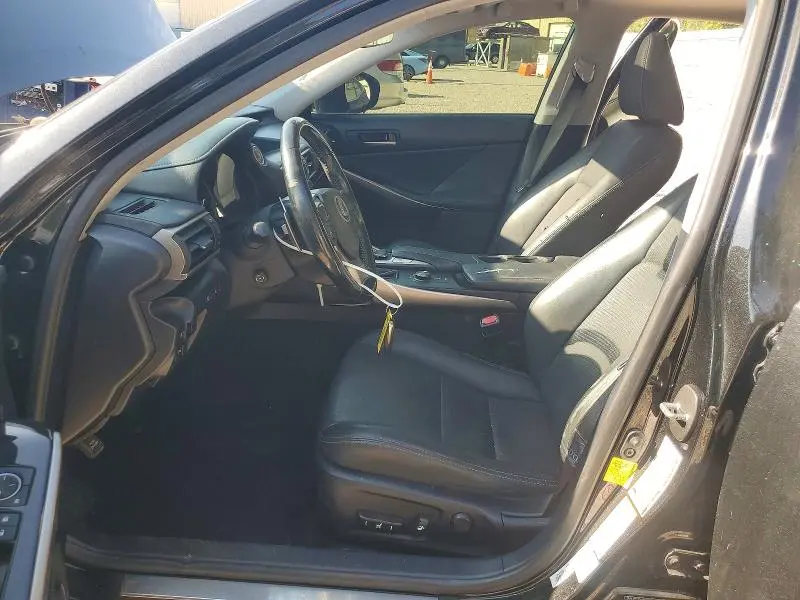 2017 LEXUS IS 200T  