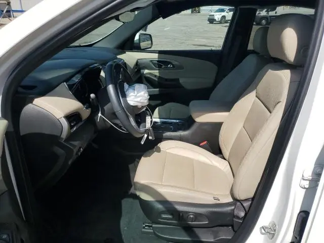 2023 CHEVROLET TRAVERSE LT  