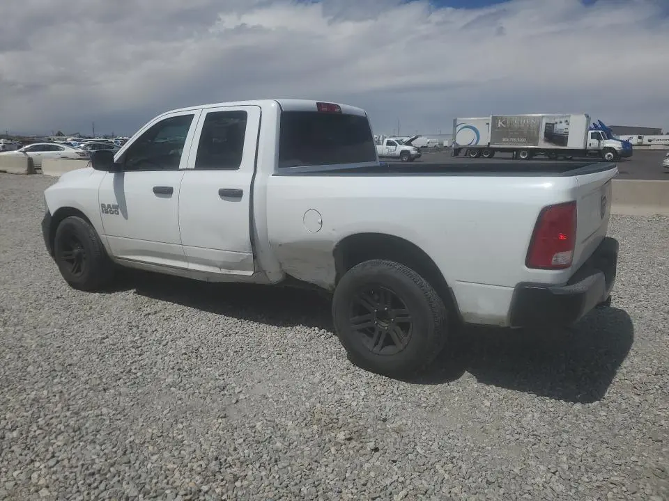2016 RAM 1500 ST  