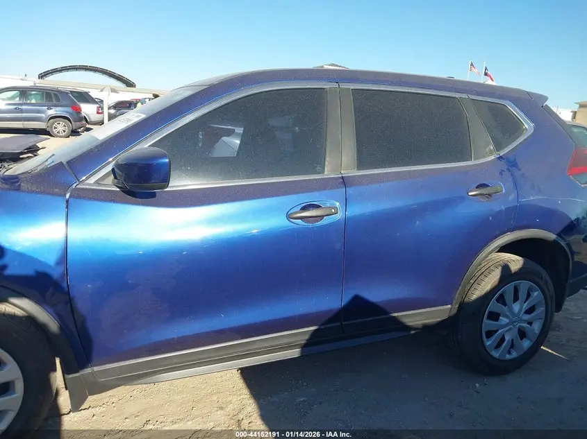 2019 NISSAN ROGUE S