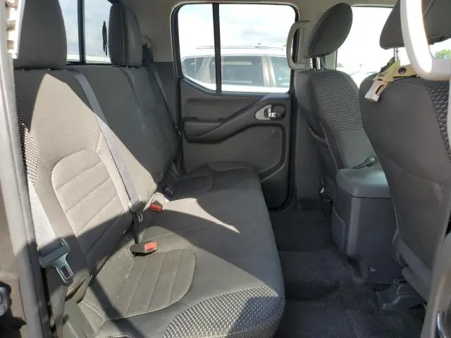 2015 NISSAN FRONTIER S  