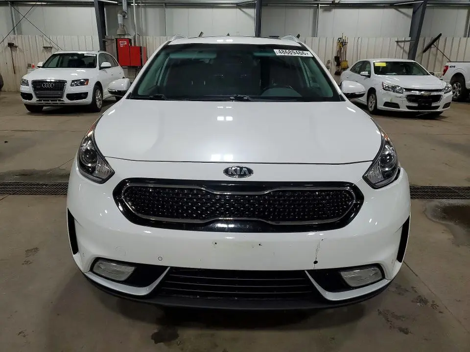 2017 KIA NIRO TOURING  