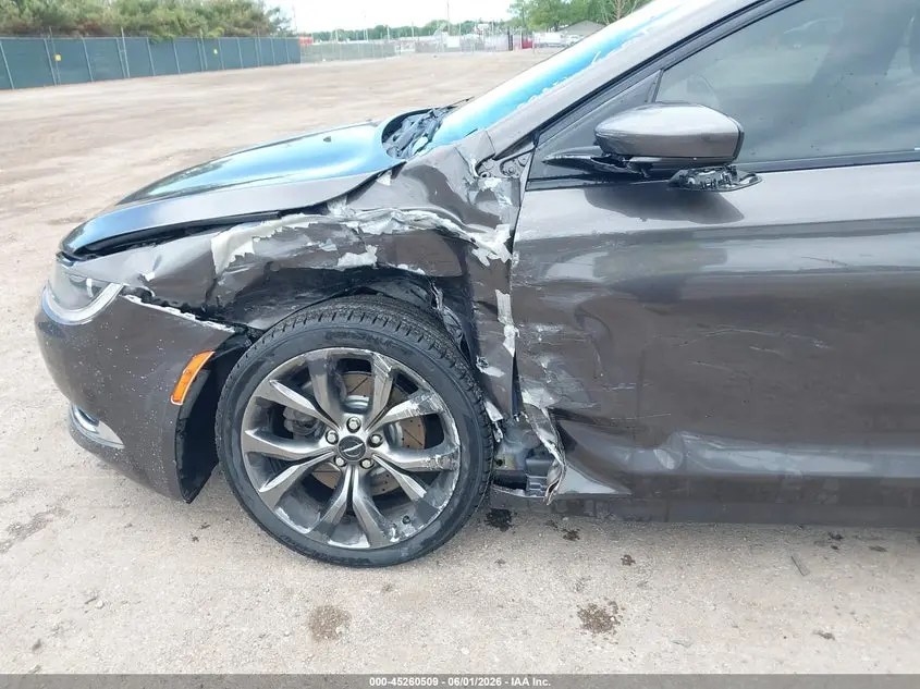 2015 CHRYSLER 200 S