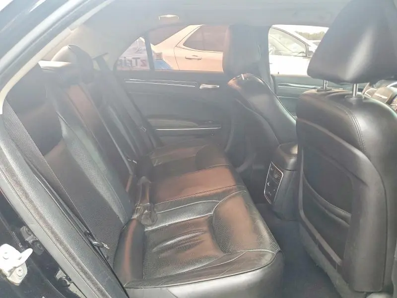 2020 CHRYSLER 300 LIMITED  