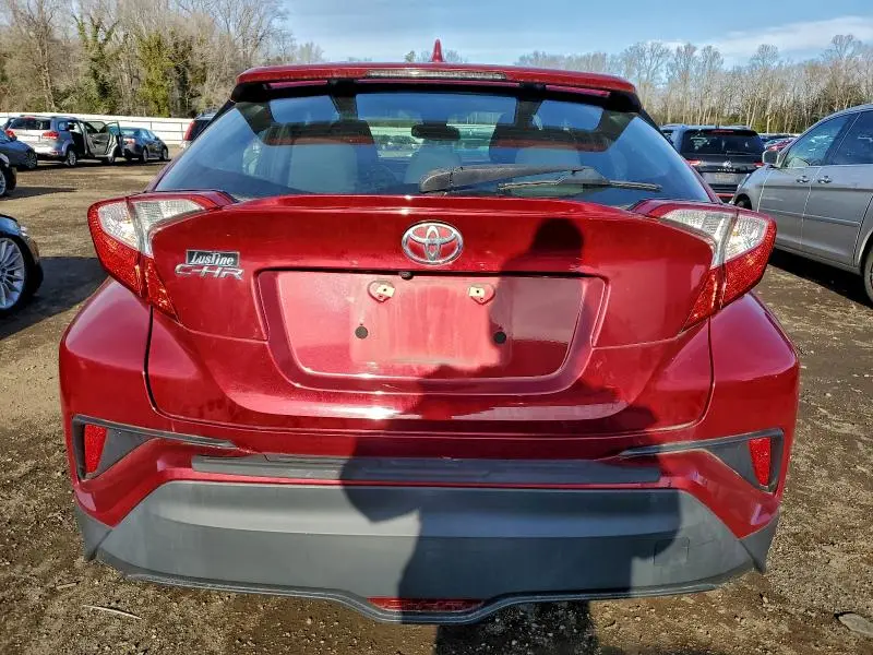 2018 TOYOTA C-HR XLE  