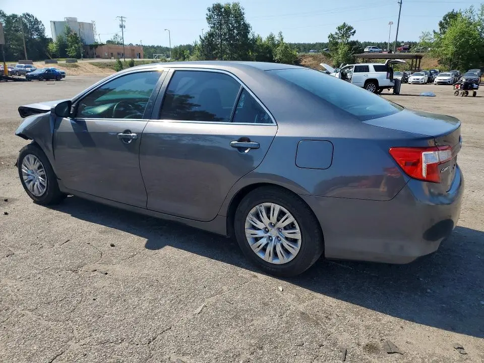 2014 TOYOTA CAMRY L  