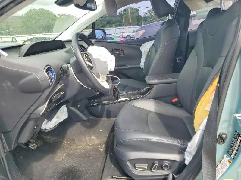 2016 TOYOTA PRIUS FOUR TOURING  