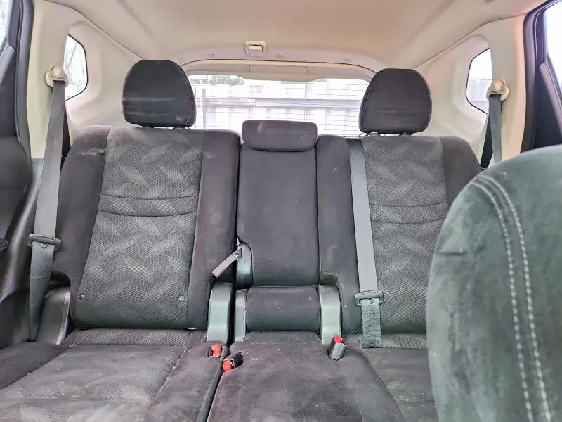 2015 NISSAN ROGUE S  