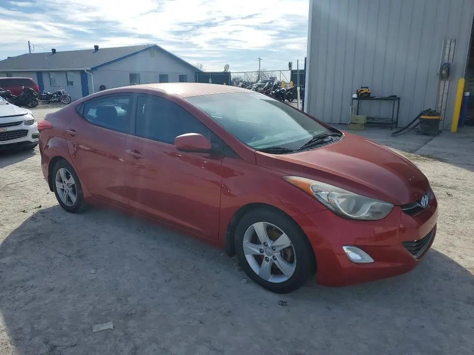 2013 HYUNDAI ELANTRA GLS  