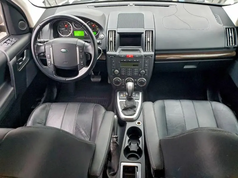 2011 LAND ROVER LR2 HSE  