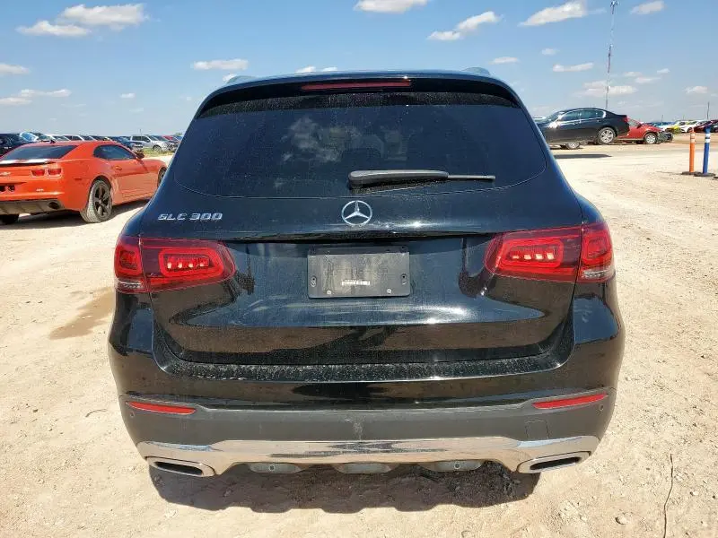 2022 MERCEDES-BENZ GLC 300  