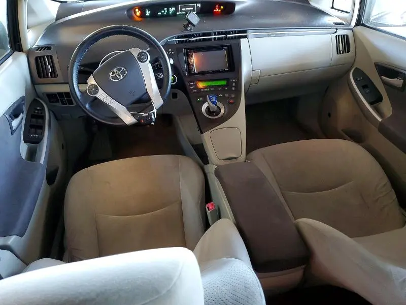 2011 TOYOTA PRIUS   
