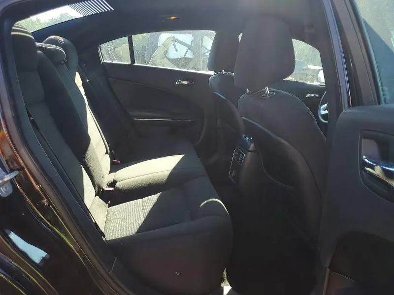 2014 DODGE CHARGER SE  