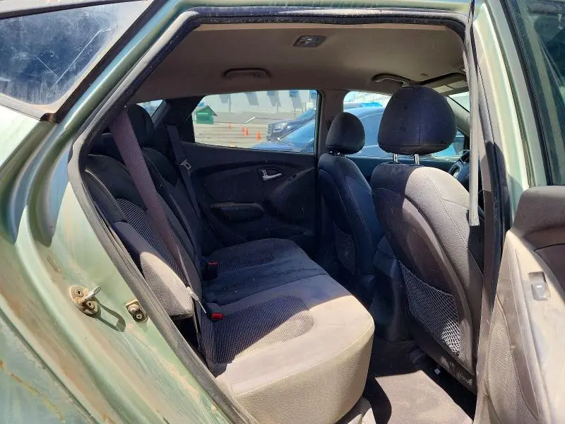 2011 HYUNDAI TUCSON GLS  
