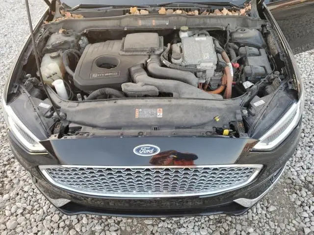 2019 FORD FUSION TITANIUM  