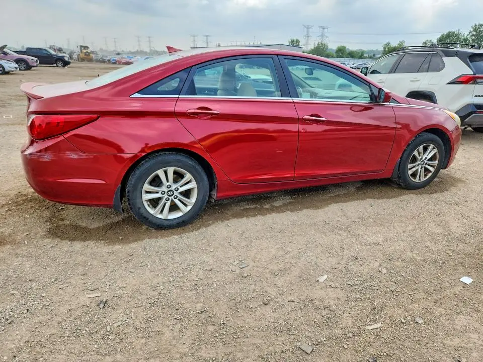 2013 HYUNDAI SONATA GLS  