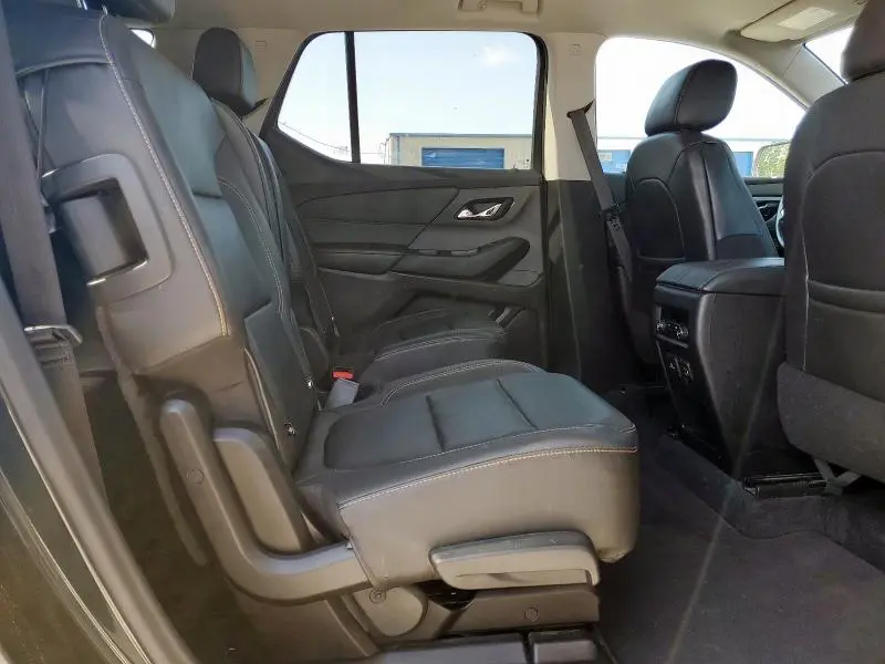 2021 CHEVROLET TRAVERSE RS  