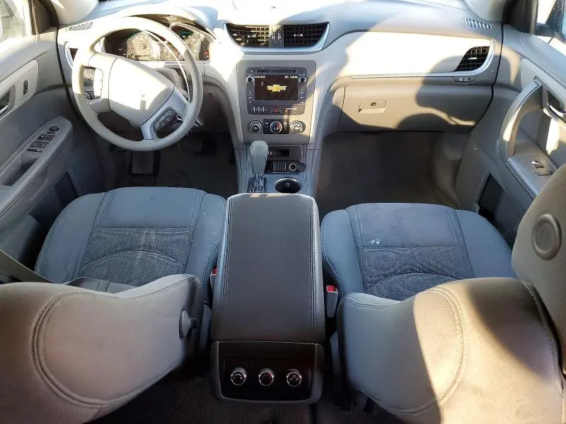 2017 CHEVROLET TRAVERSE LS  