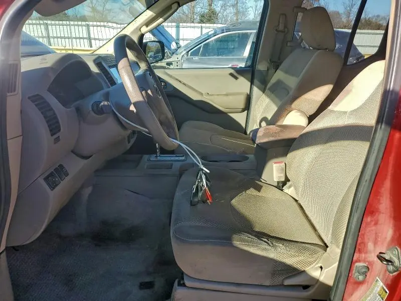 2010 NISSAN FRONTIER CREW CAB SE  