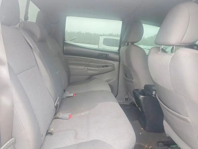 2012 TOYOTA TACOMA V6  