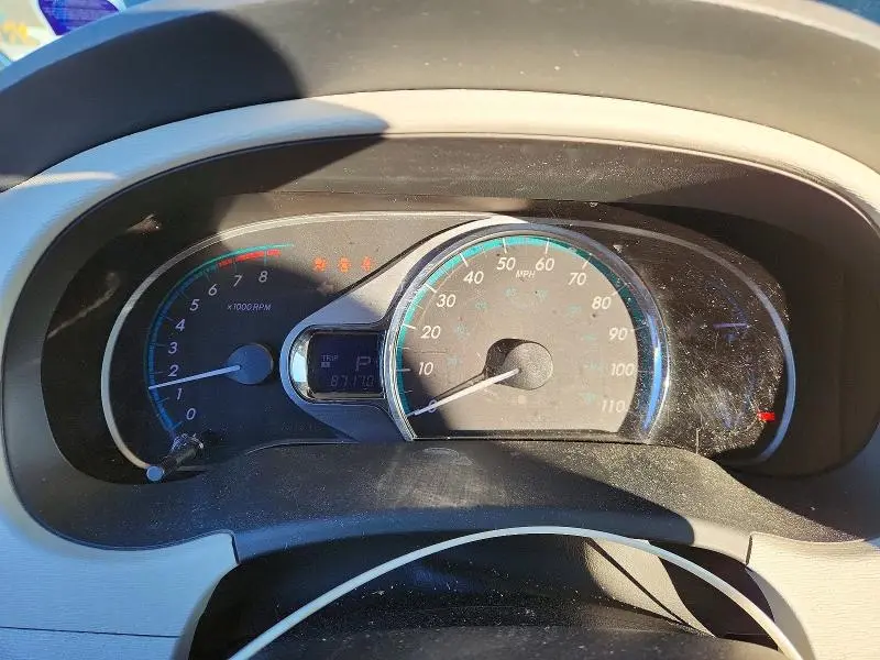 2013 TOYOTA SIENNA XLE  