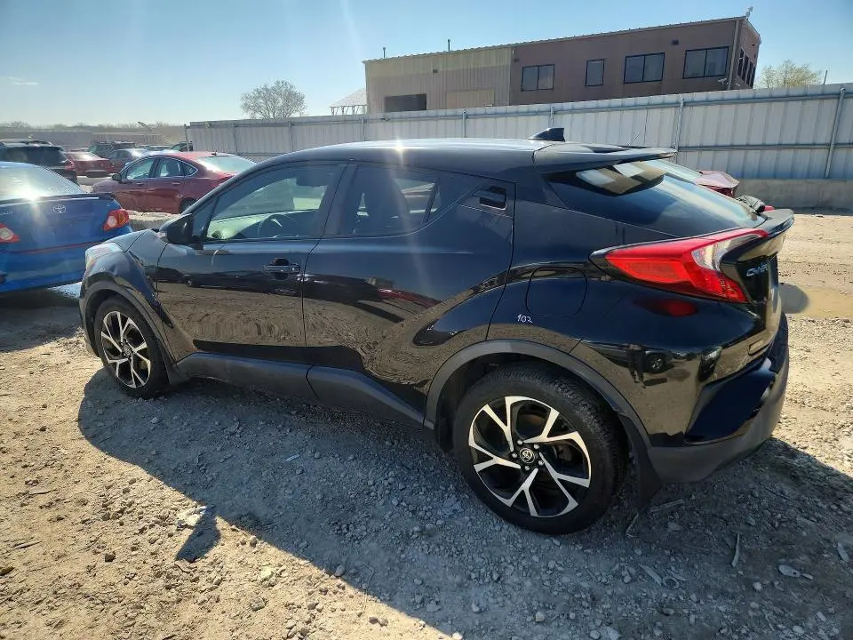 2018 TOYOTA C-HR XLE PREMIUM  